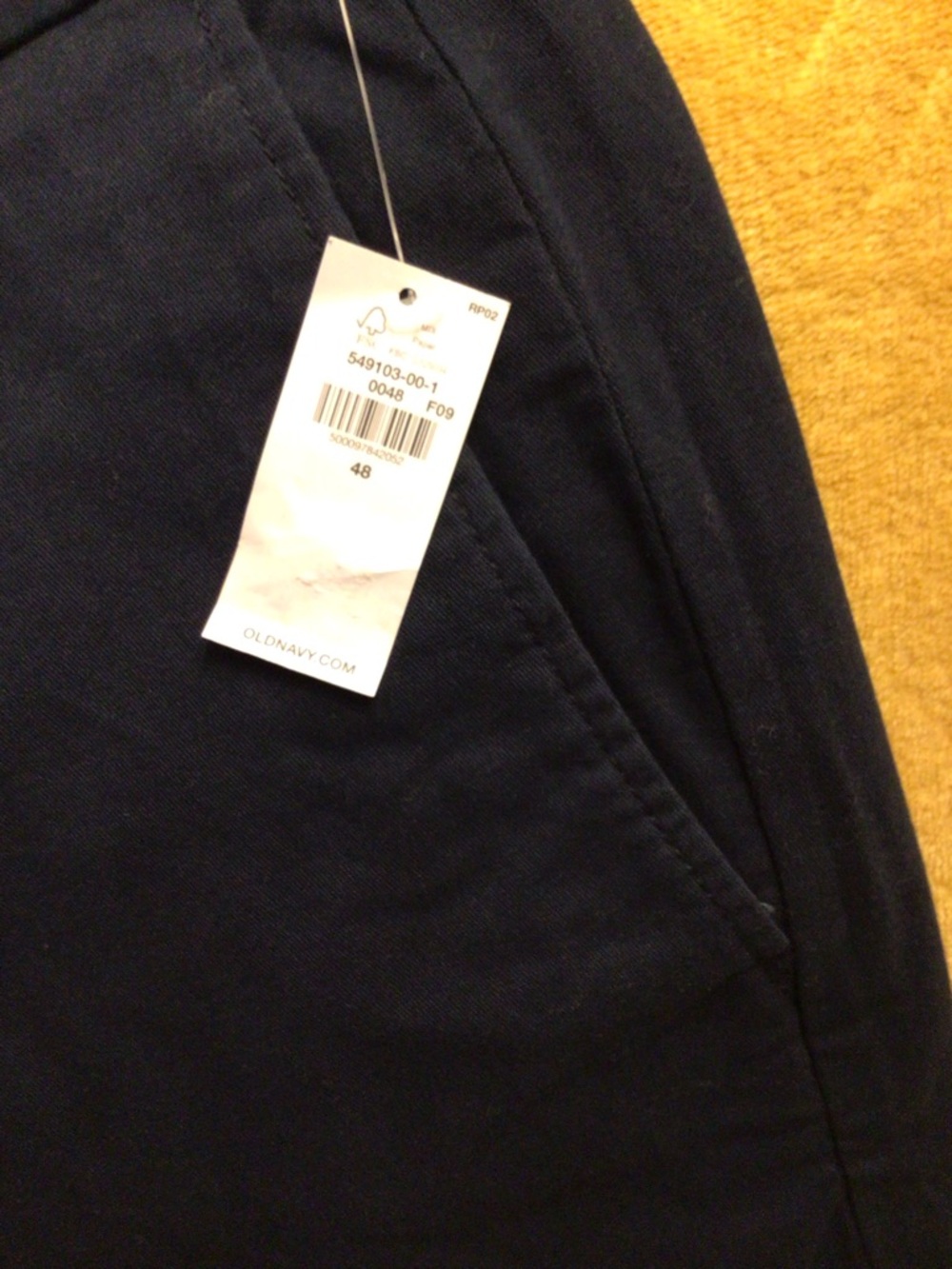 Old Navy Men's Navy Flat-Front Cotton Shorts -New- - Picture 5 of 6